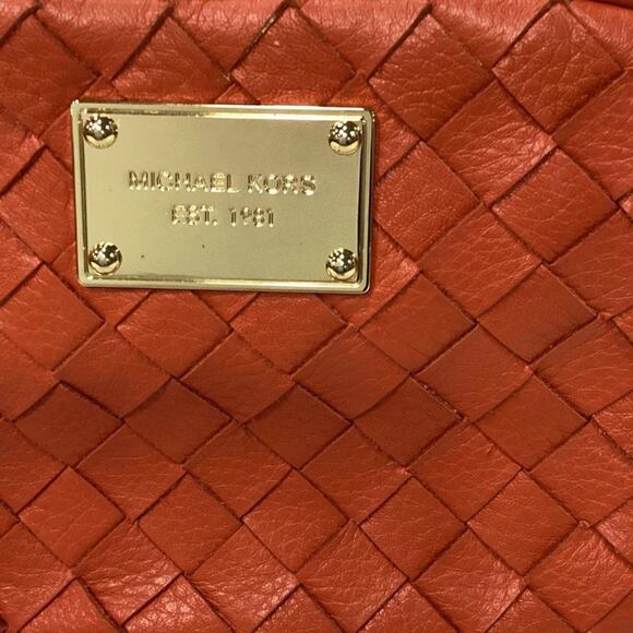 Michael Kors Jet Set Woven Leather Crossbody Bag - Picture 3 of 7